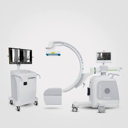 Mobile C-arm imaging system with display workstation